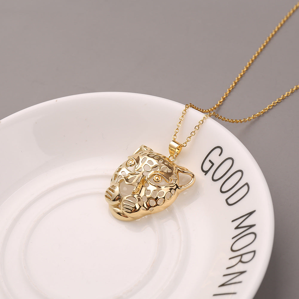 Copper Exaggerated Hollow Leopard Head Pendant Necklace
